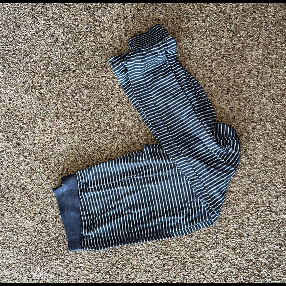 Pants - Picture 4 of 5